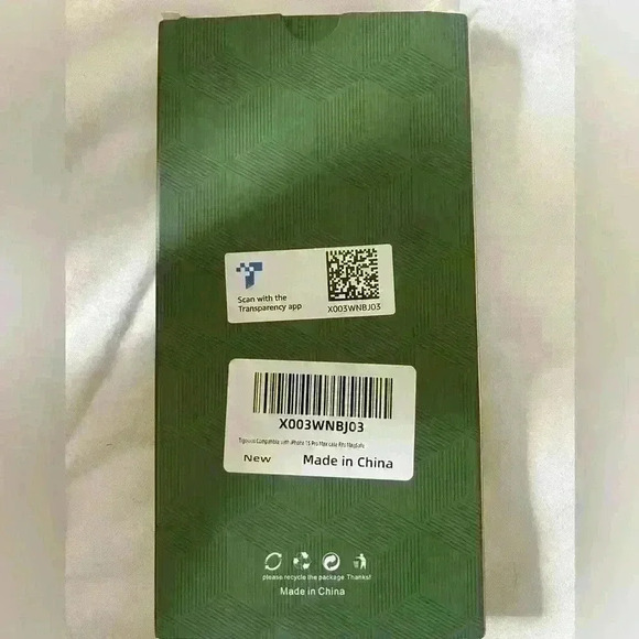 iPhone 15 Pro Max case - Picture 2 of 3